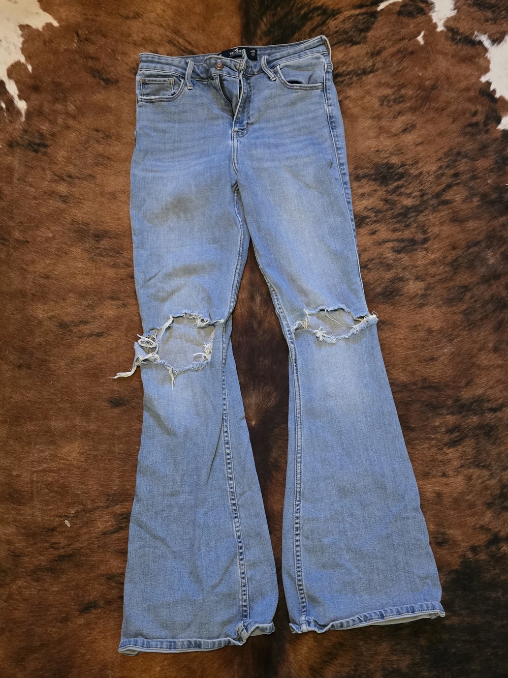Women’s Light Blue Distressed Flare Jeans 7R 28 High Rise